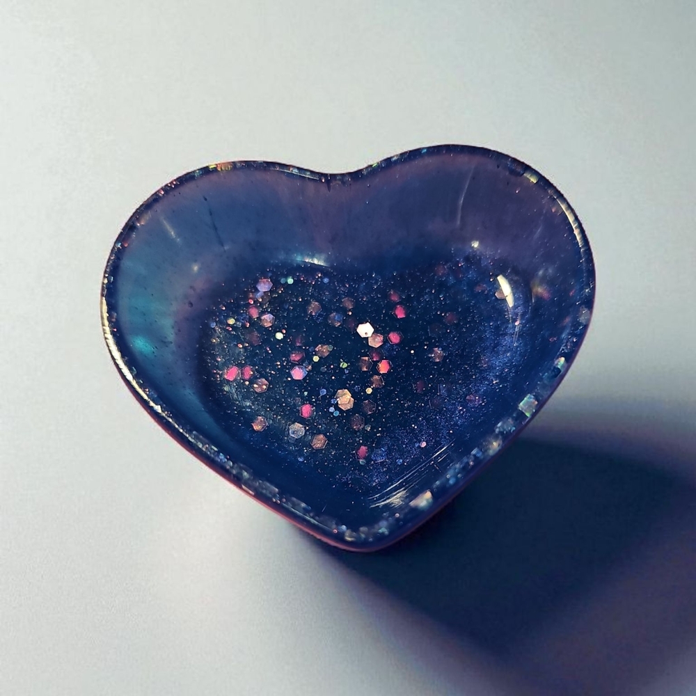Heart-Shaped Blue Decorative Bowl